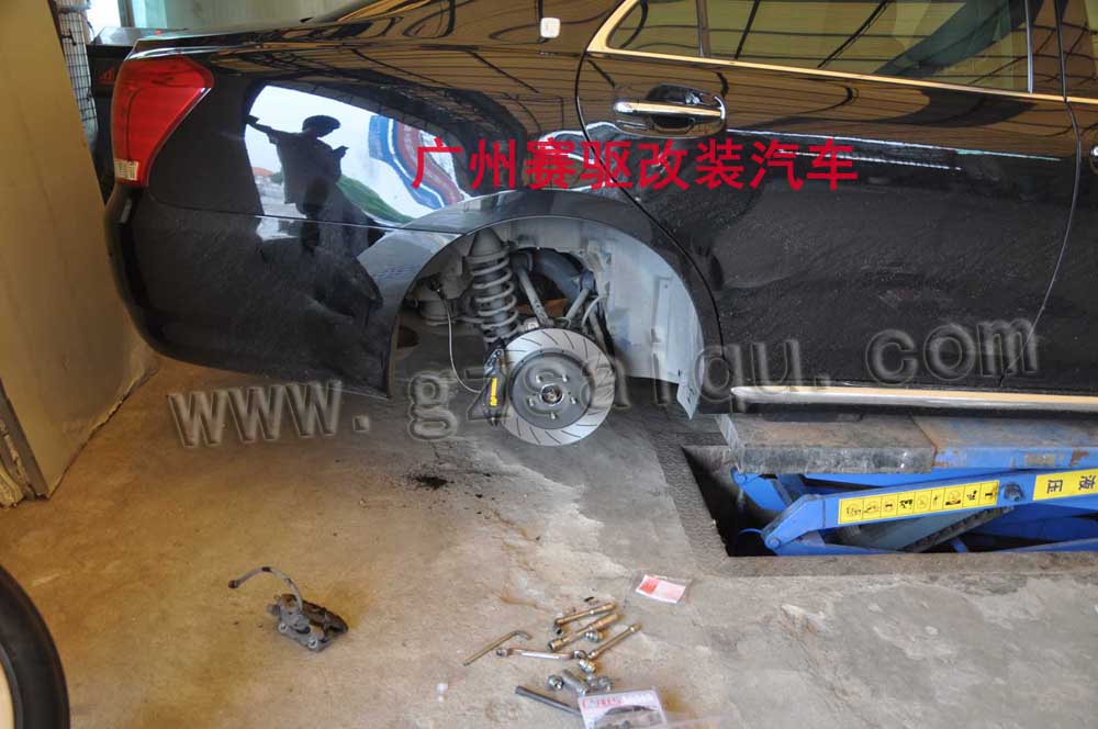 皇冠剎車(chē)改裝英國(guó)AP5200套裝