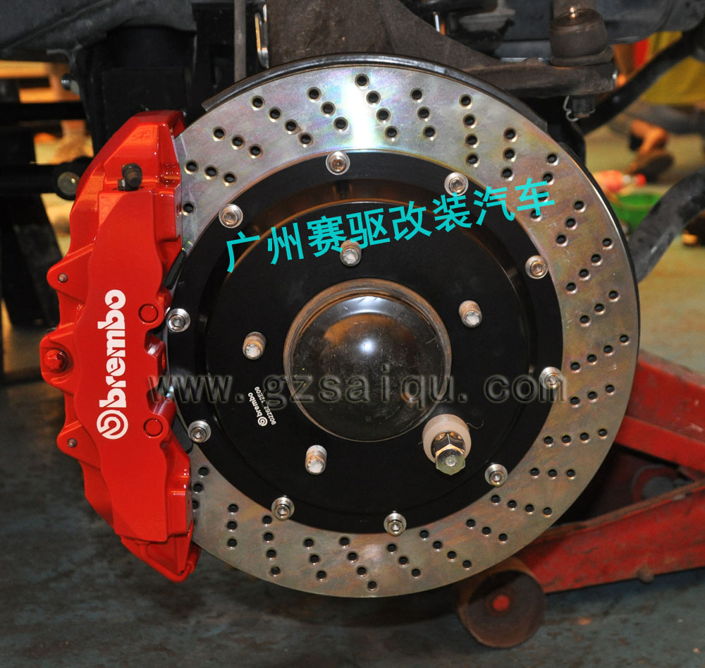 坦途改裝意大利brembo八活塞剎車(chē)