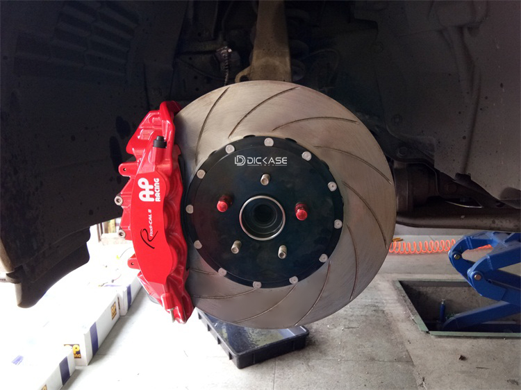 英菲尼迪Q50前輪改裝AP9561剎車(chē)