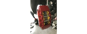 2018款JEEP 指揮官，升級AP9040六活塞