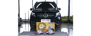 奔馳威霆高速上剎車偏軟，升級(jí)DICASE六活塞剎車經(jīng)濟(jì)且實(shí)用